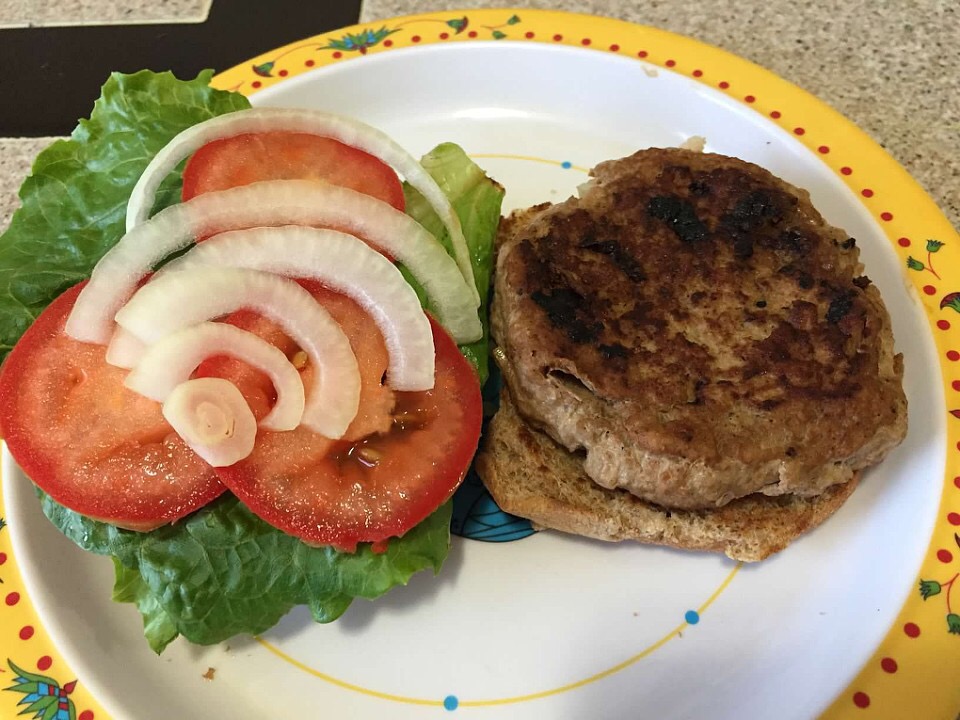 Tasty Turkey Burgers from Alexandersmom.com